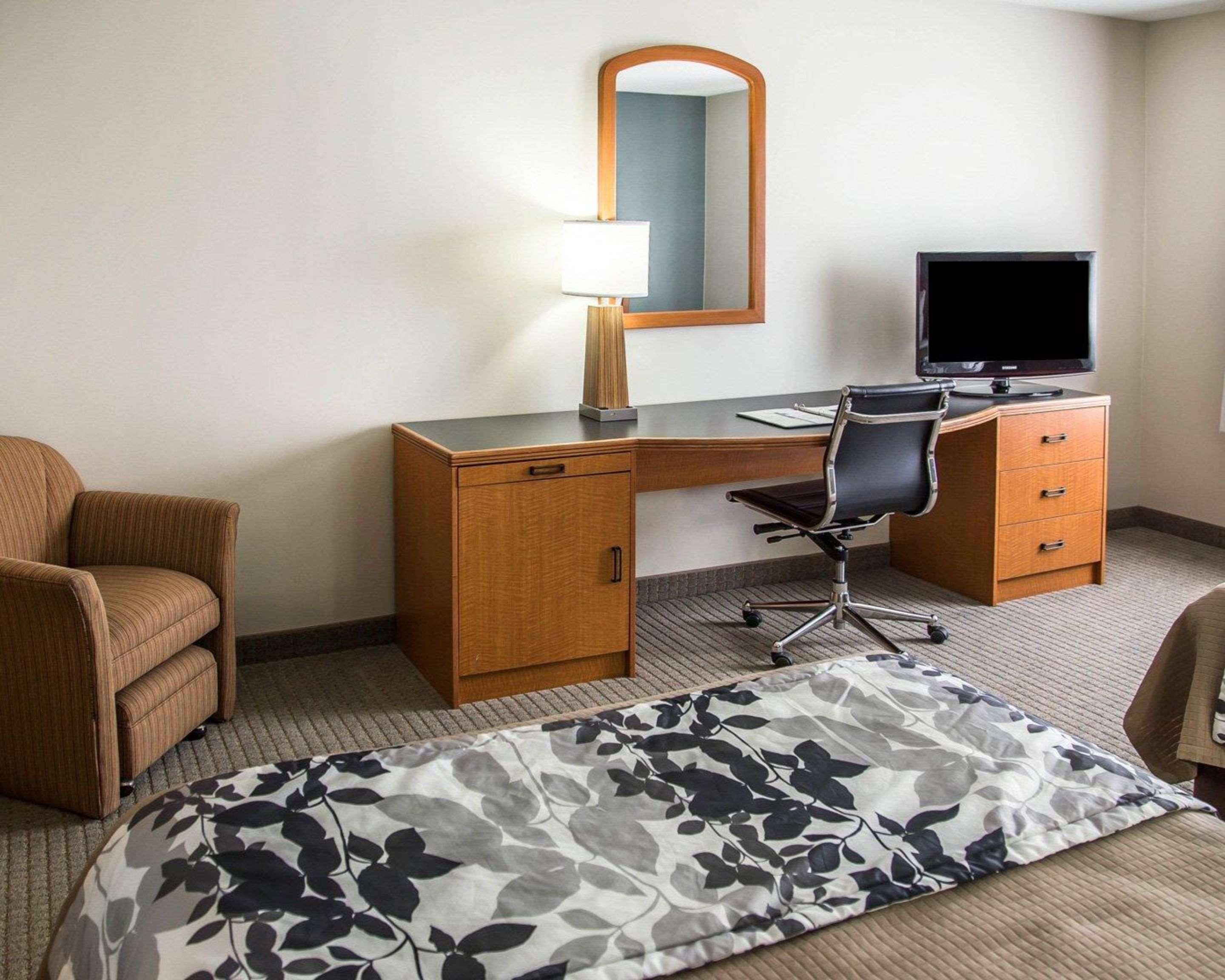 Sleep Inn & Suites Davenport - Quad Cities Buitenkant foto