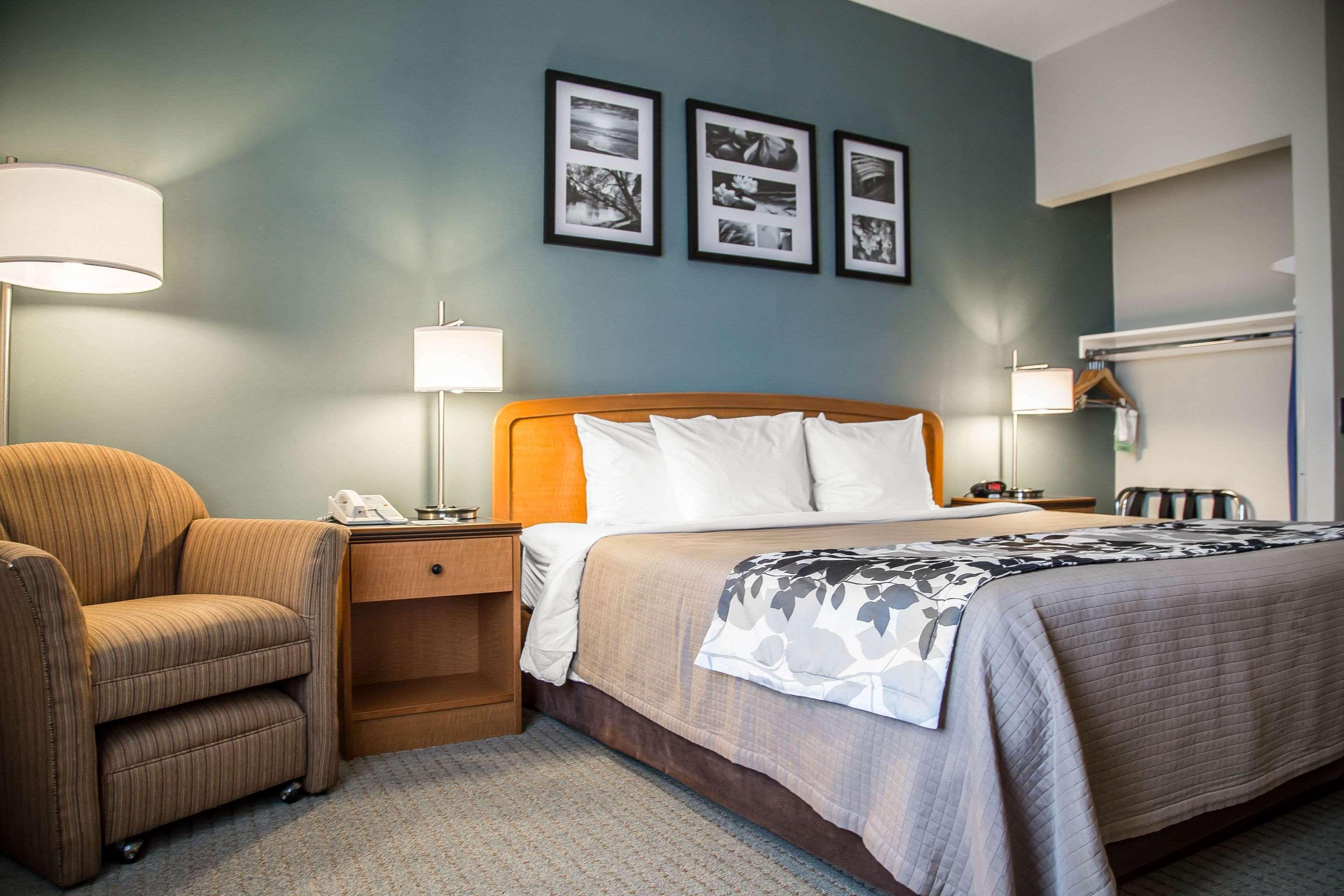 Sleep Inn & Suites Davenport - Quad Cities Buitenkant foto